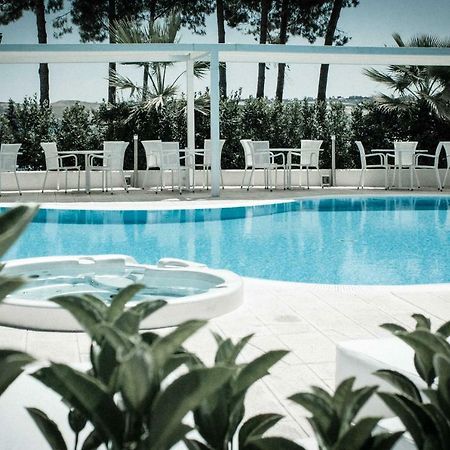 Hotel Europa Термолі Екстер'єр фото