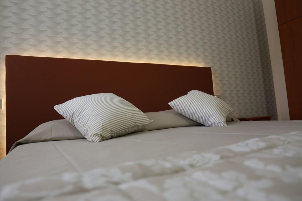 Hotel Europa Термолі Екстер'єр фото